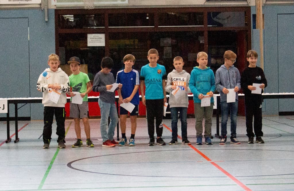 Foto von der Sportabzeichenverleihung 2022 - 2. Gruppe der männlichen Jugend